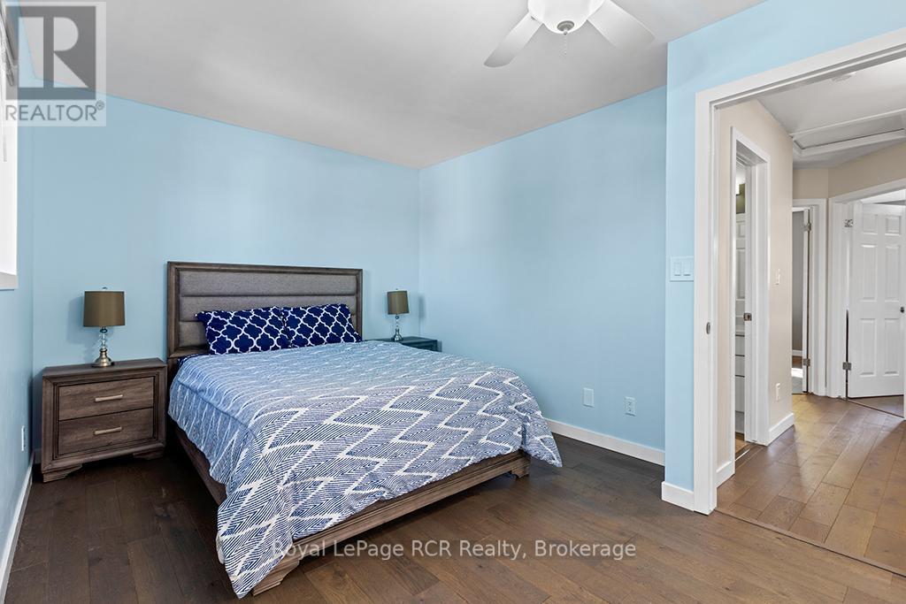 2512 8TH AVENUE A E - 20