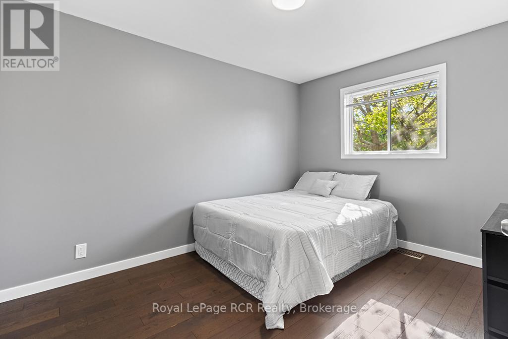2512 8TH AVENUE A E - 23