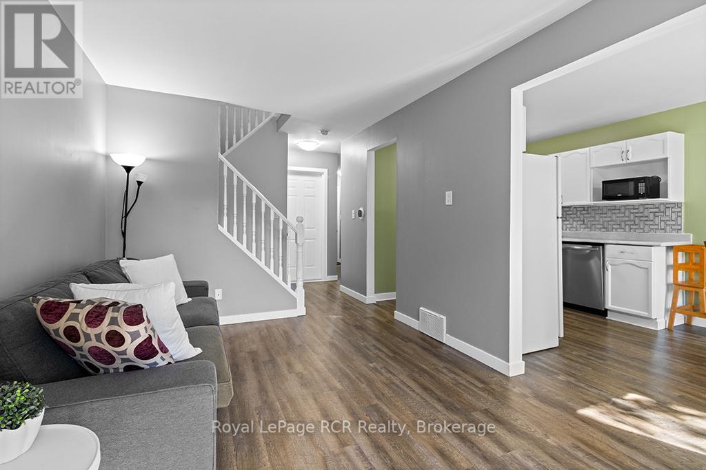 2512 8TH AVENUE A E - 9