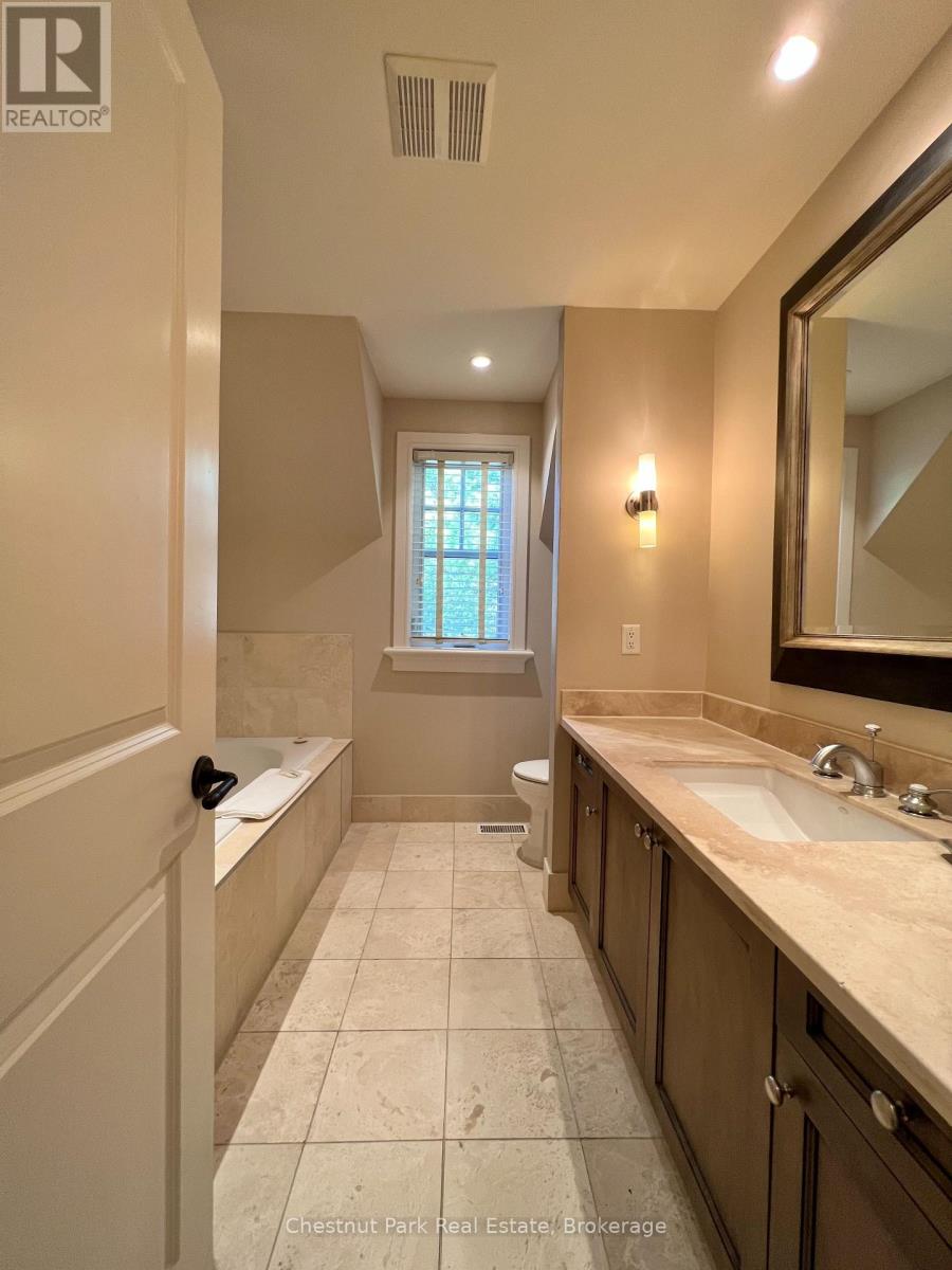 #UNIT 11 301 EMERALD HILLS COURT - 12