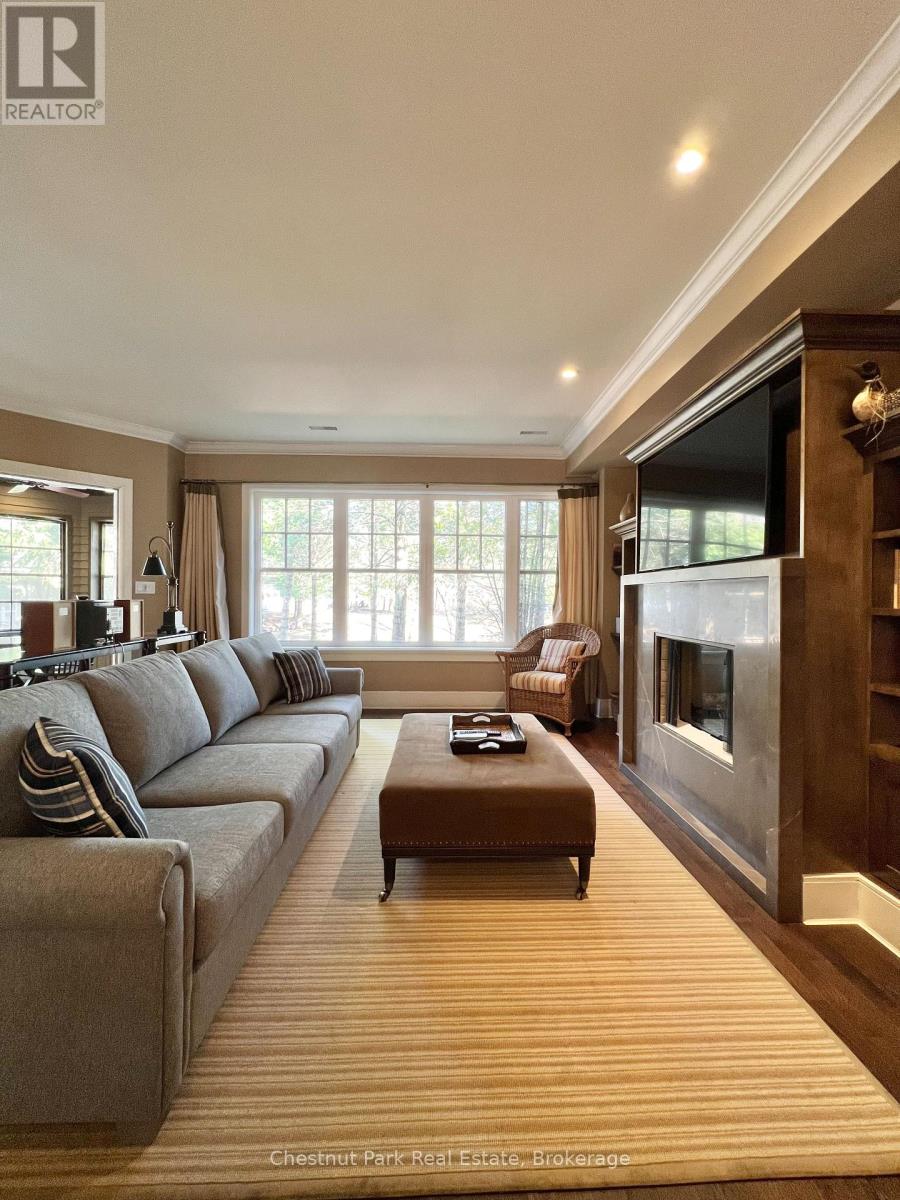 #UNIT 11 301 EMERALD HILLS COURT - 3