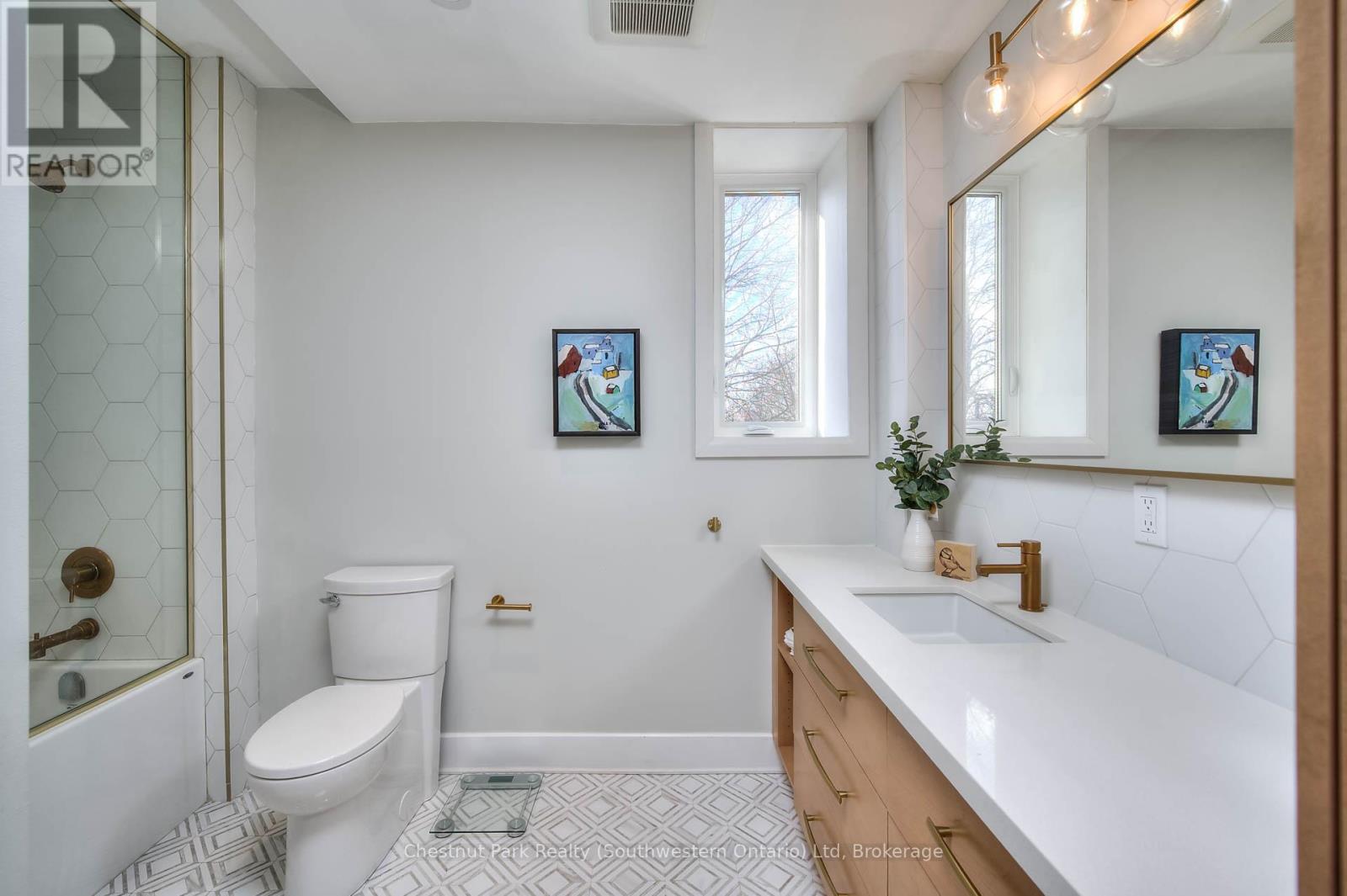 30 ERAMOSA ROAD - 24