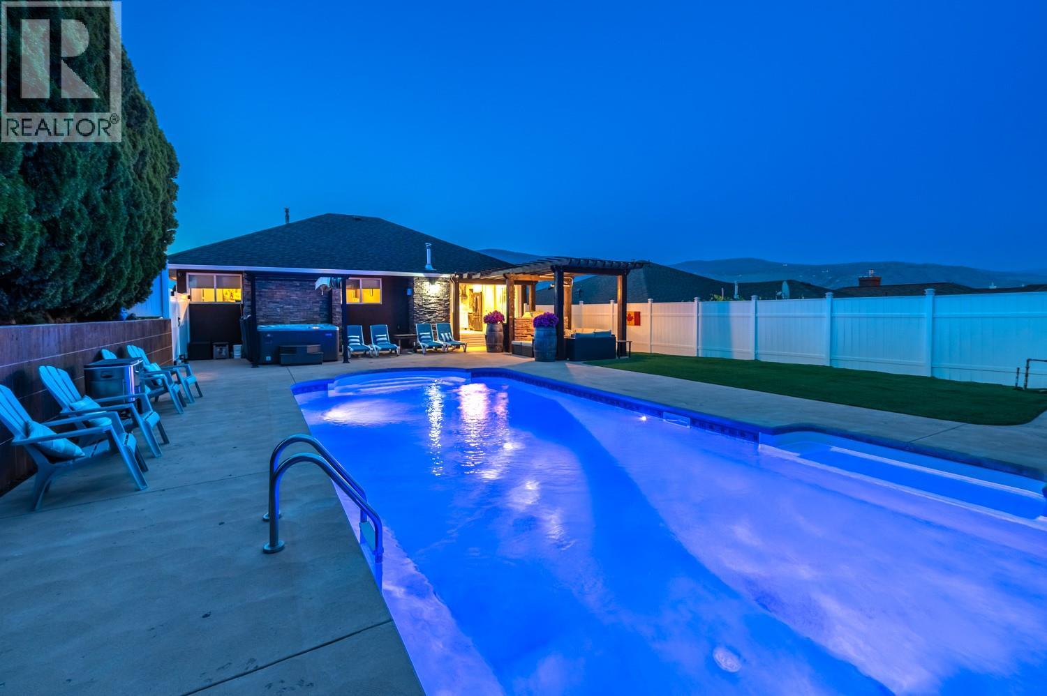 12104 GOLF COURSE Drive - 76