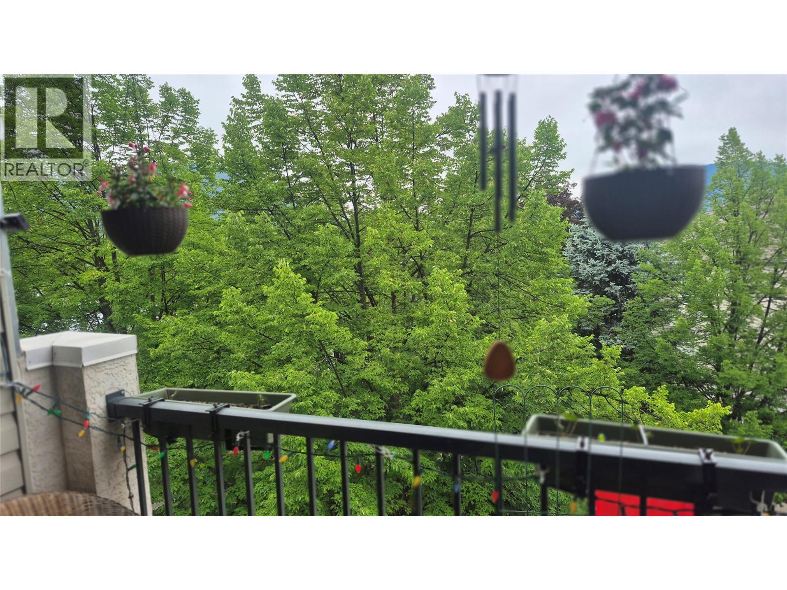 650 3 Street SW Unit# 404, Salmon Arm