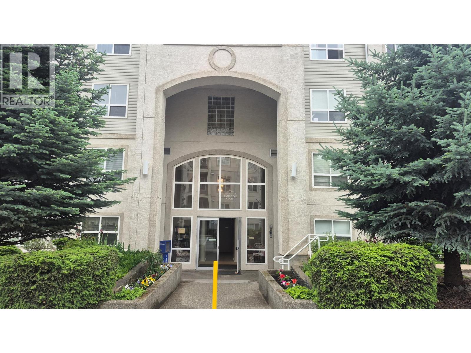 650 3 Street SW Unit# 404, Salmon Arm
