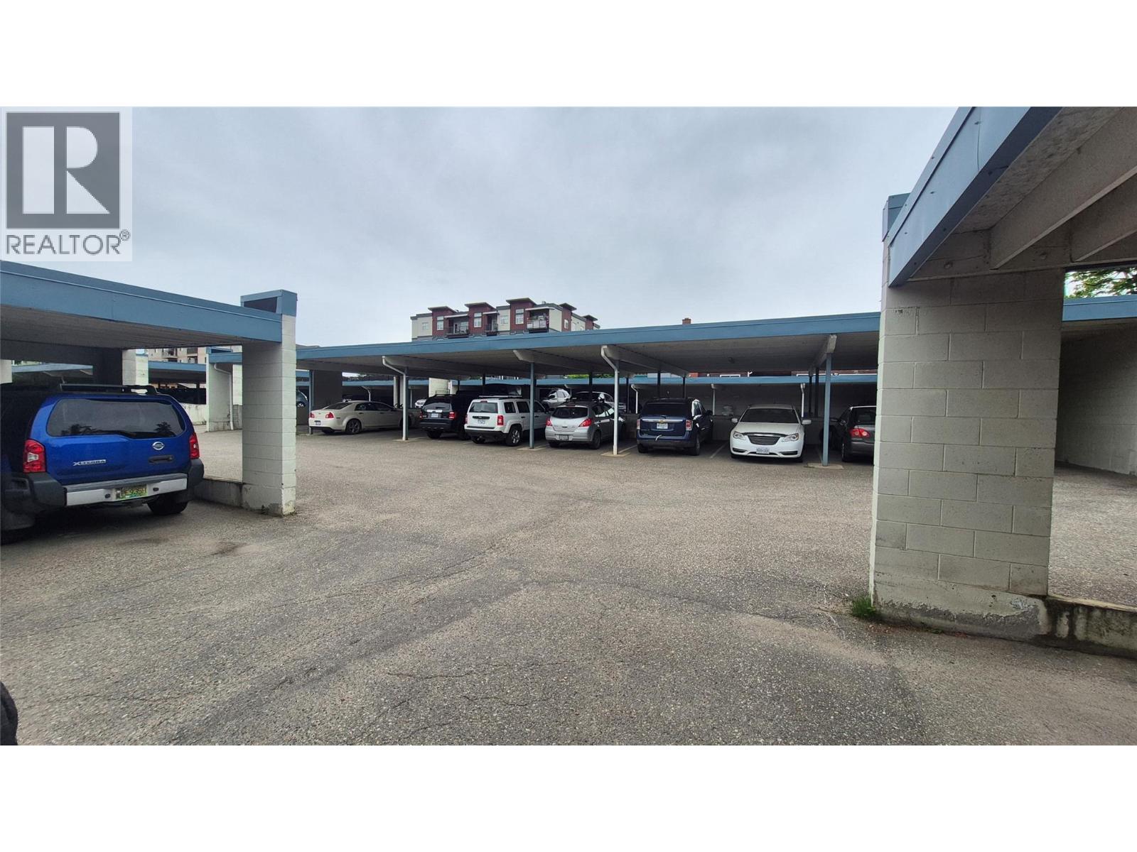 650 3 Street SW Unit# 404, Salmon Arm