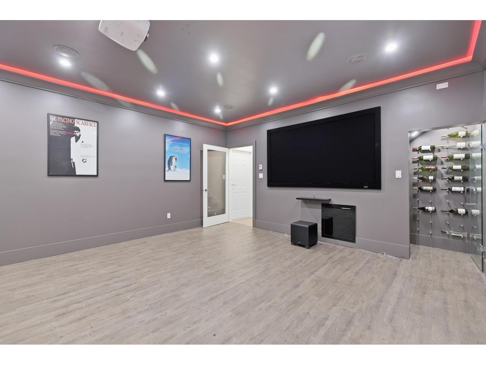 15240 VICTORIA AVENUE, White Rock