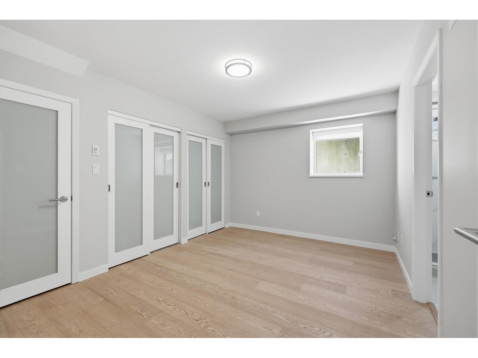 15240 VICTORIA AVENUE, White Rock