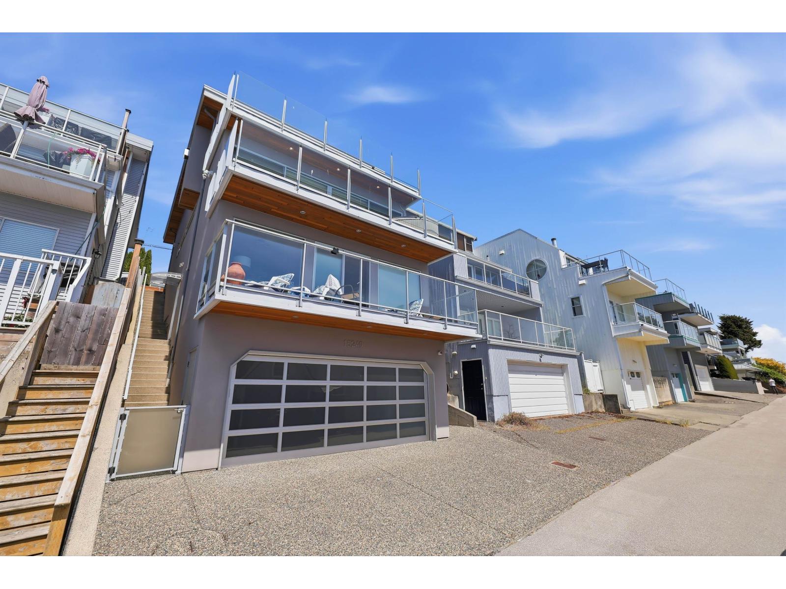 15240 VICTORIA AVENUE, White Rock