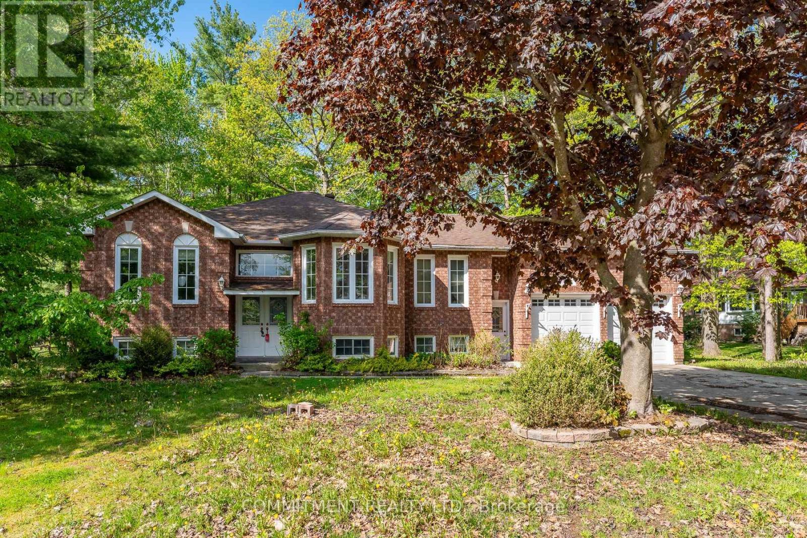 39 DOWNER CRESCENT - Image 2