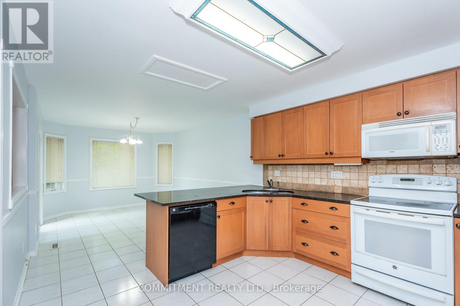 39 DOWNER CRESCENT - 20