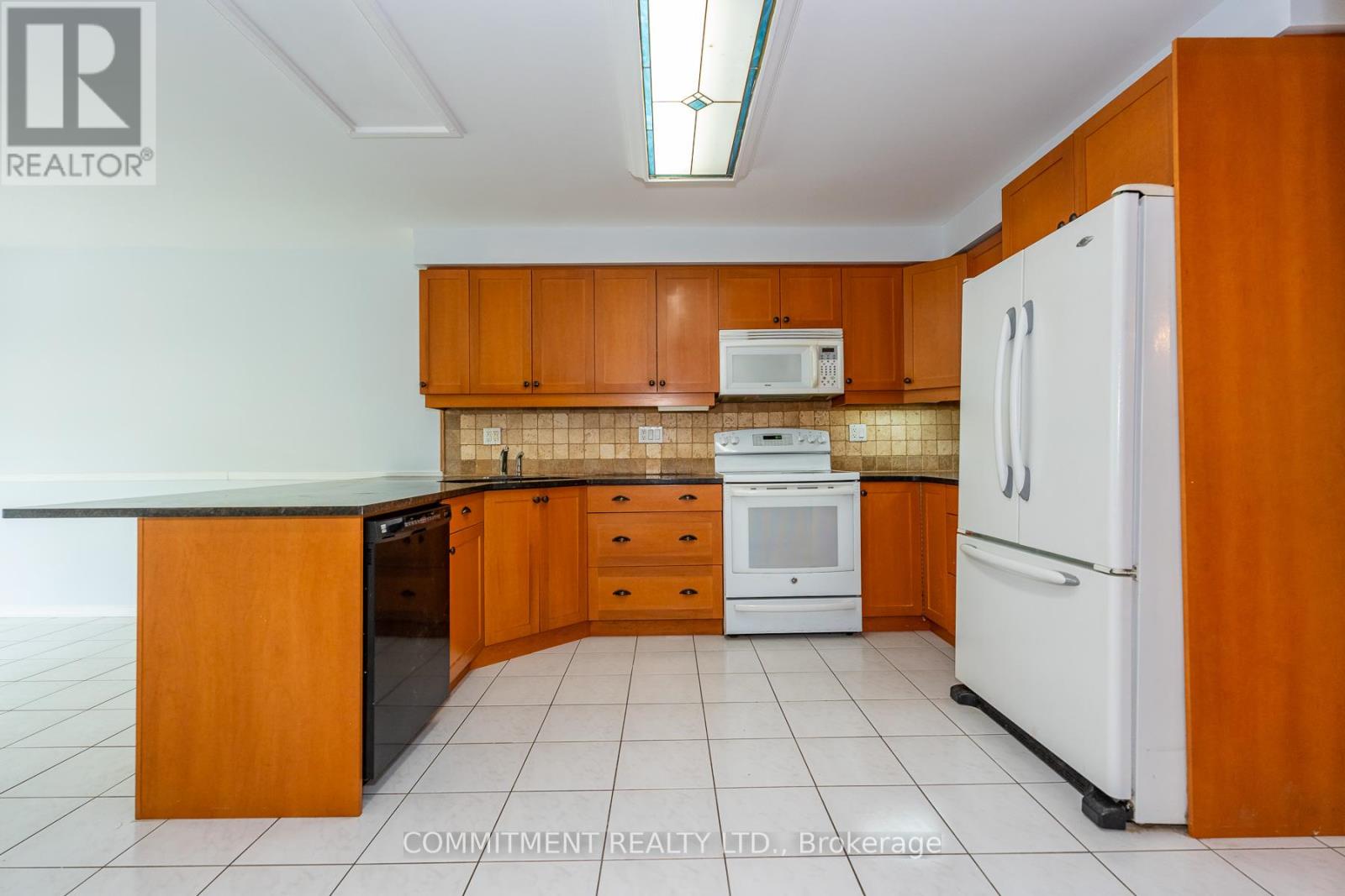 39 DOWNER CRESCENT - 22