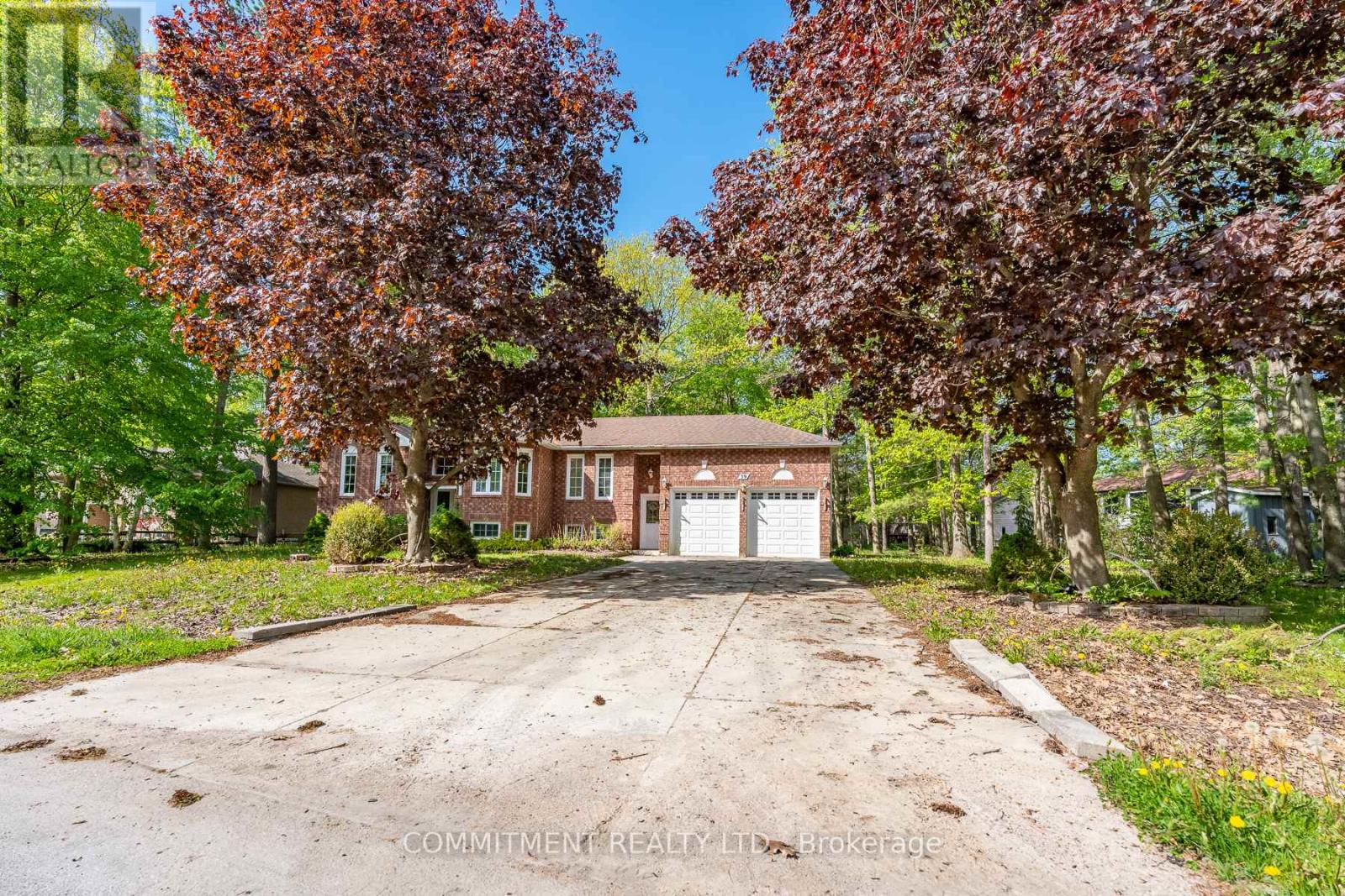 39 DOWNER CRESCENT - 6