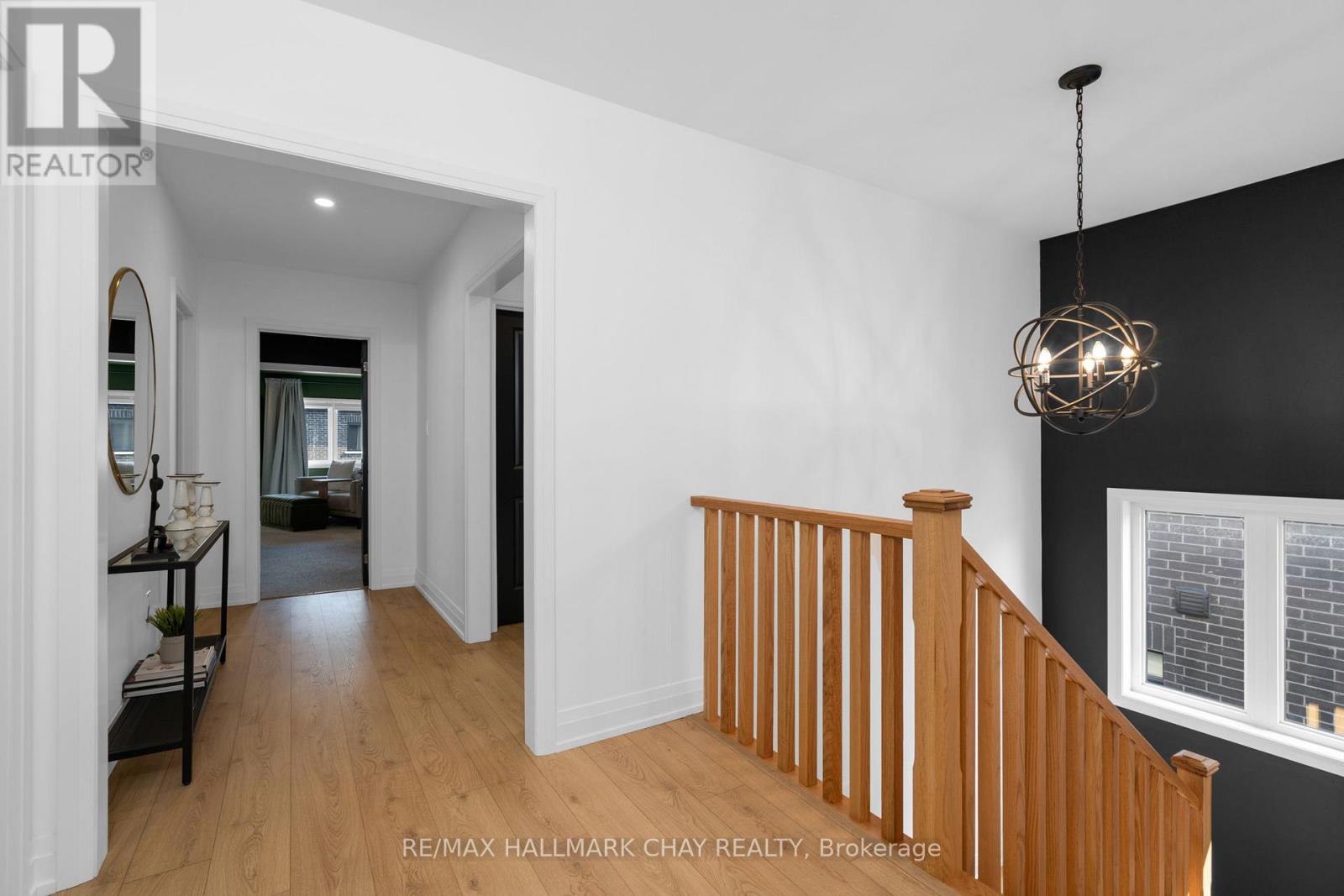 43 CALYPSO AVENUE - 21