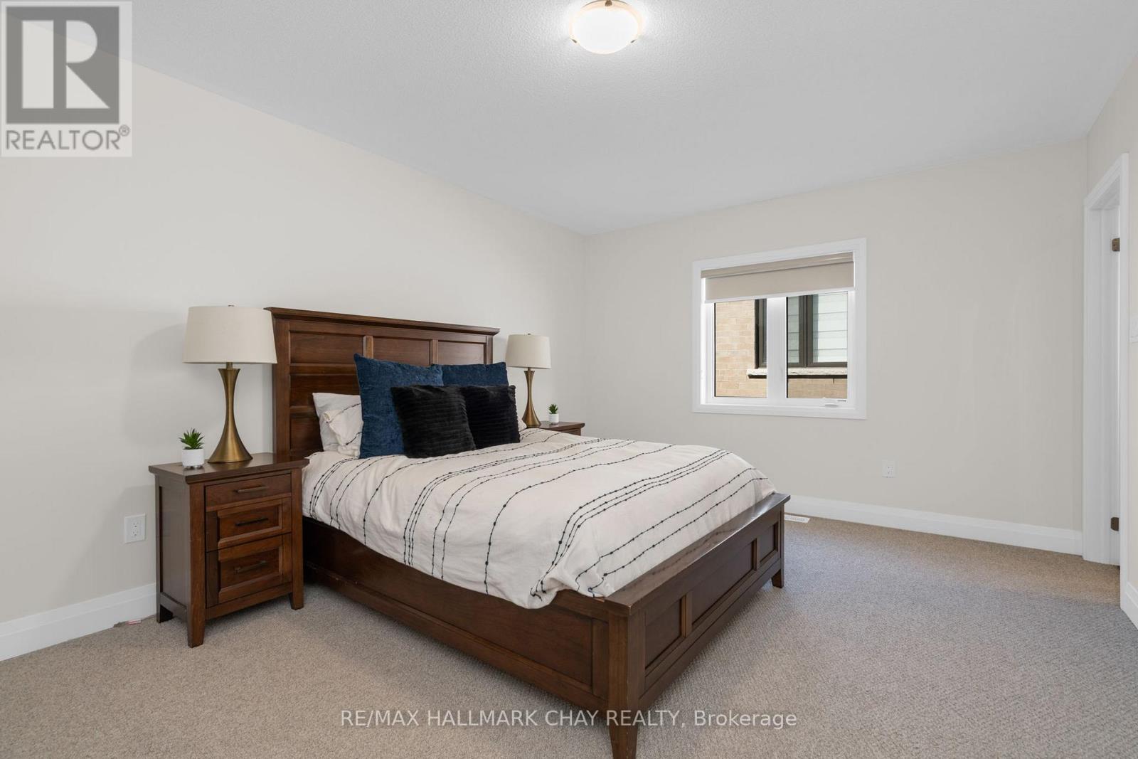 43 CALYPSO AVENUE - 28
