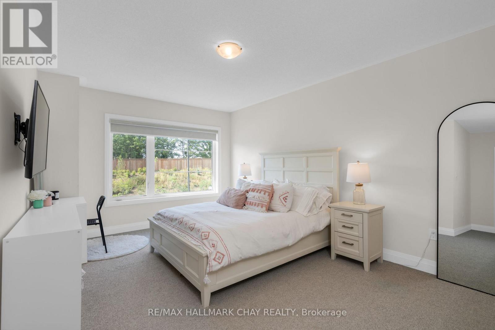 43 CALYPSO AVENUE - 30