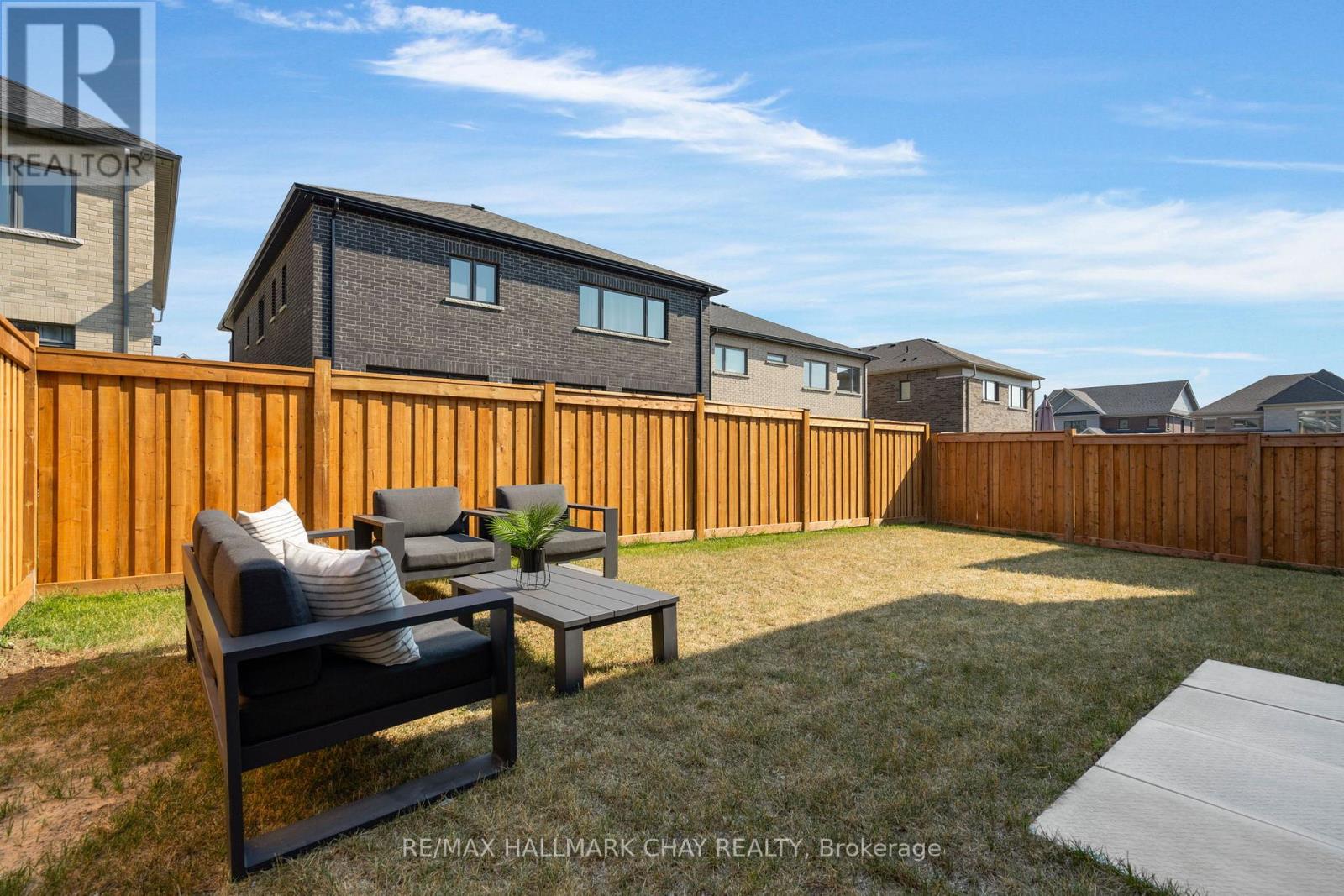 43 CALYPSO AVENUE - 40