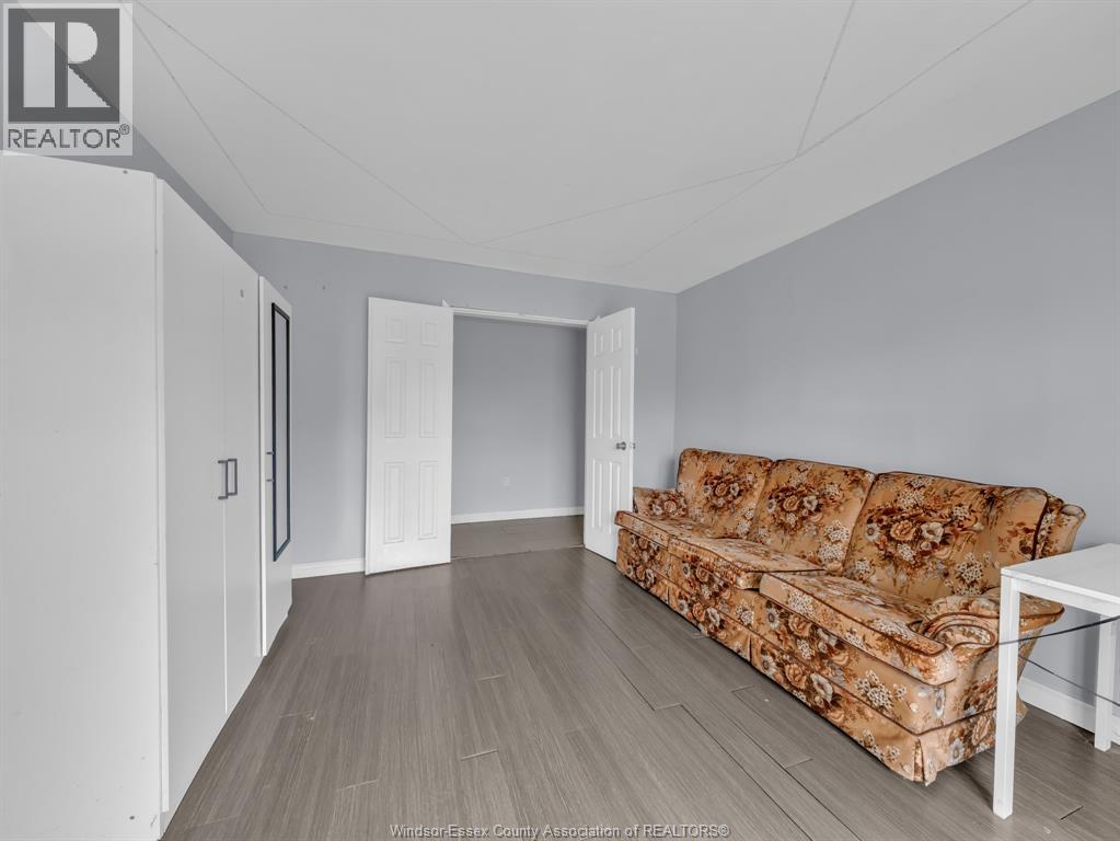 531 MILL STREET - 12