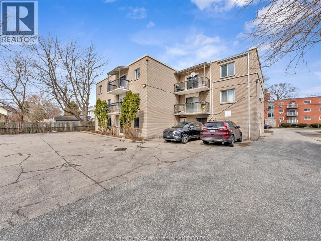 531 MILL STREET - 40