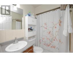 194 Lakeshore Road W, Mississauga, ON L5H1G6 Photo 24