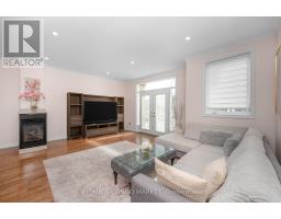 Dining room - 194 Lakeshore Road W, Mississauga, ON L5H1G6 Photo 9