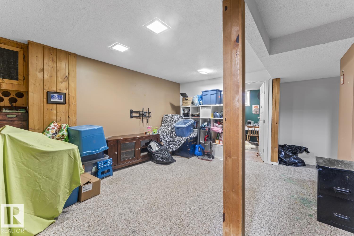 4723 57A ST - 18