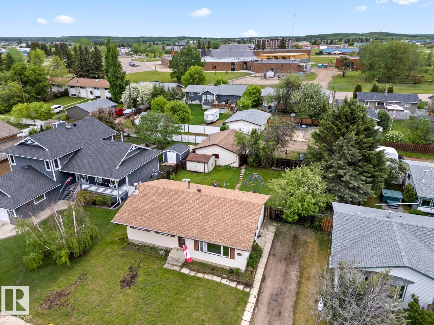 4723 57A ST - 28