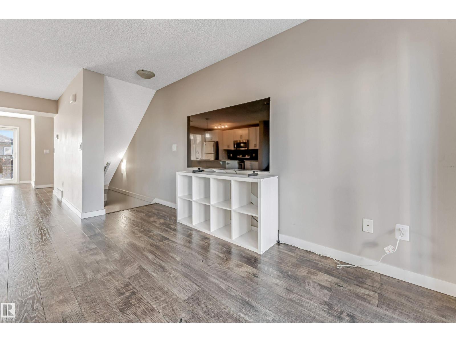 1624 33A ST NW - 14