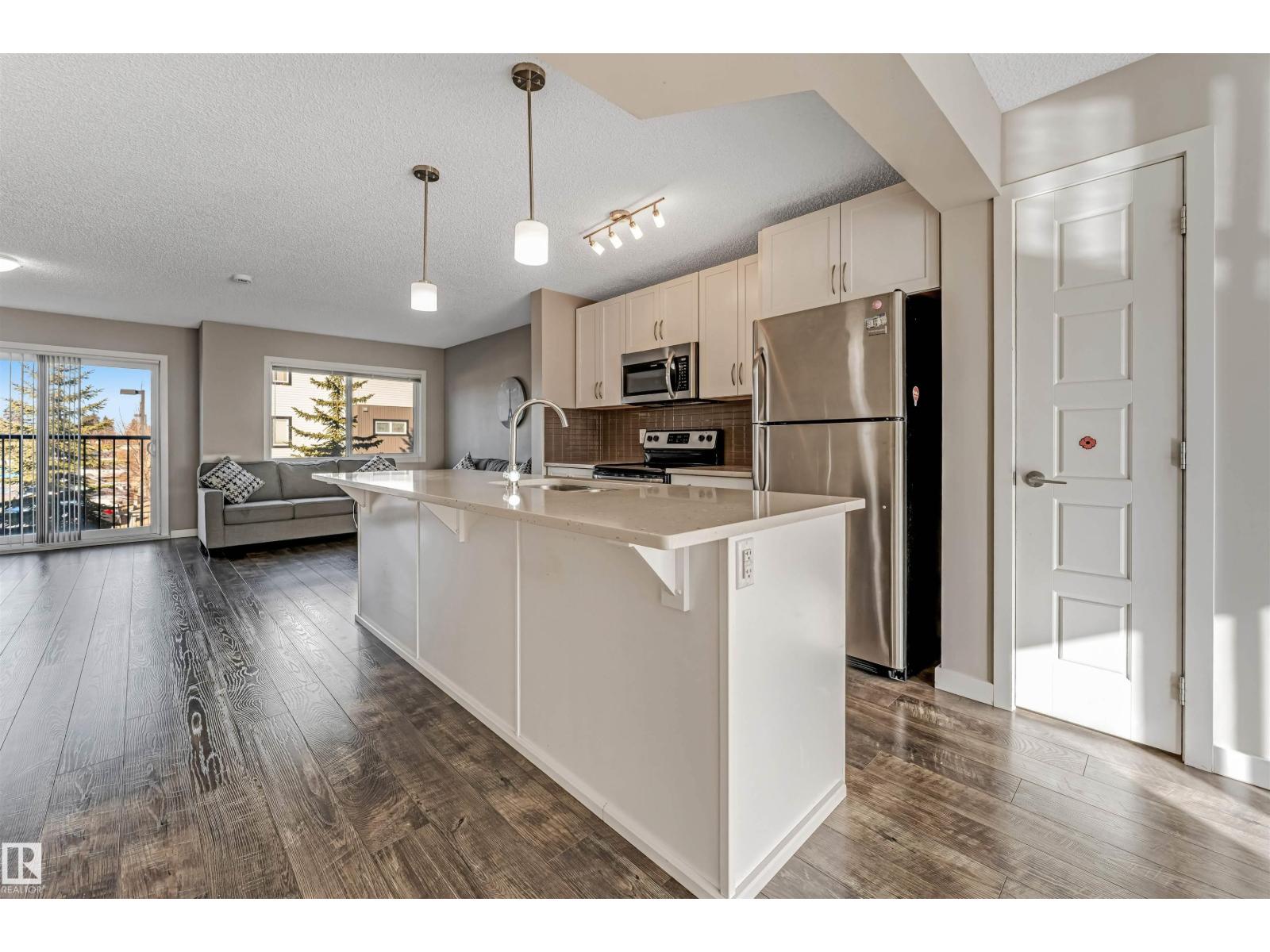 1624 33A ST NW - 20