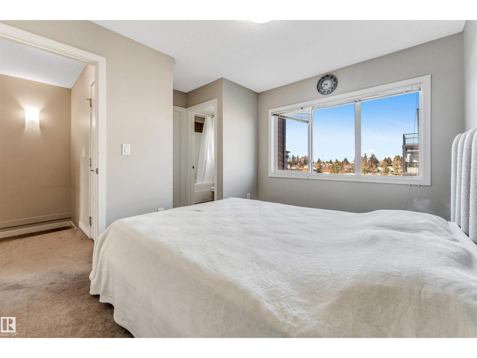 1624 33A ST NW - 27