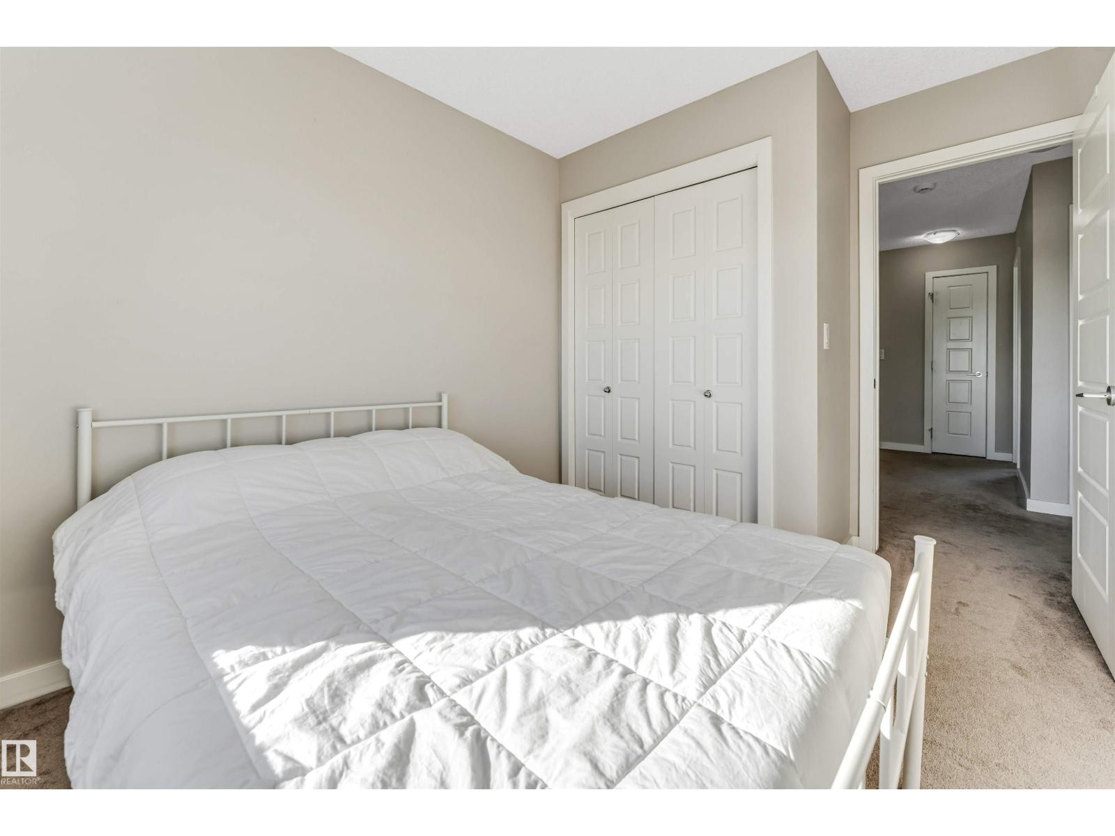 1624 33A ST NW - 32