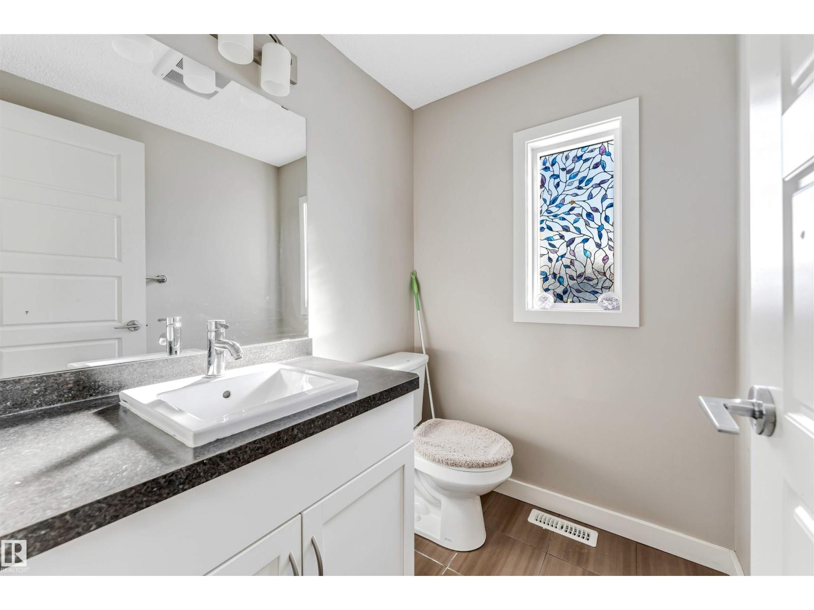 1624 33A ST NW - 40