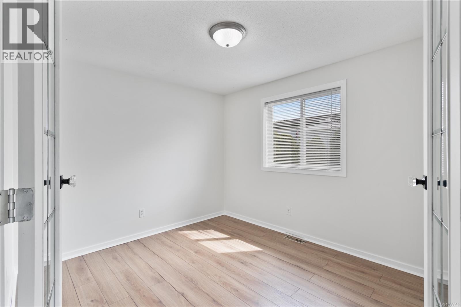 #4 356 Aspen Way - 14