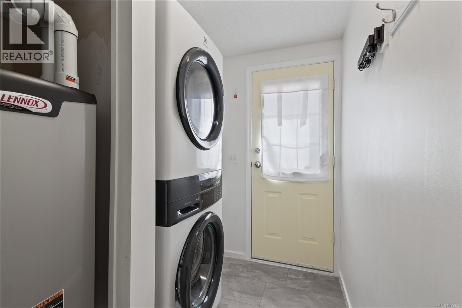 #4 356 Aspen Way - 20