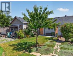 3305 Ninth St, Cumberland, BC V0R1S0 Photo 27