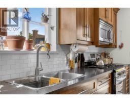 3305 Ninth St, Cumberland, BC V0R1S0 Photo 55