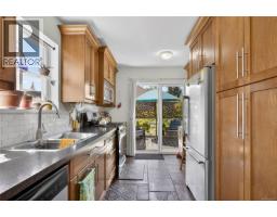 3305 Ninth St, Cumberland, BC V0R1S0 Photo 56