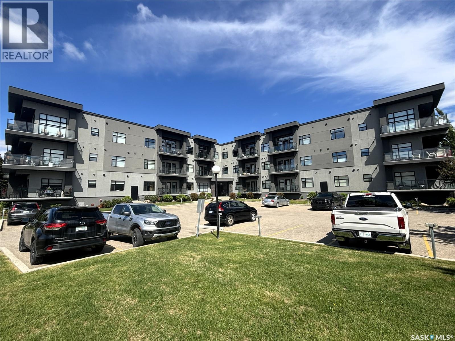 #216-502 Perehudoff CRESCENT - Image 2