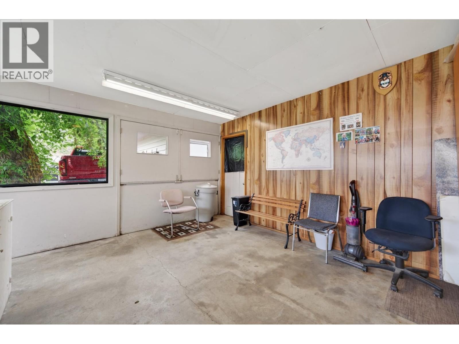 1404 Cariboo Hwy 97 Highway, Clinton