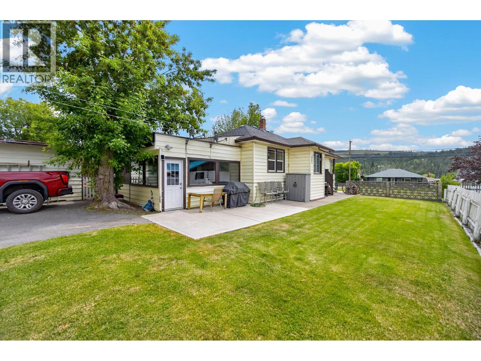 1404 Cariboo Hwy 97 Highway, Clinton