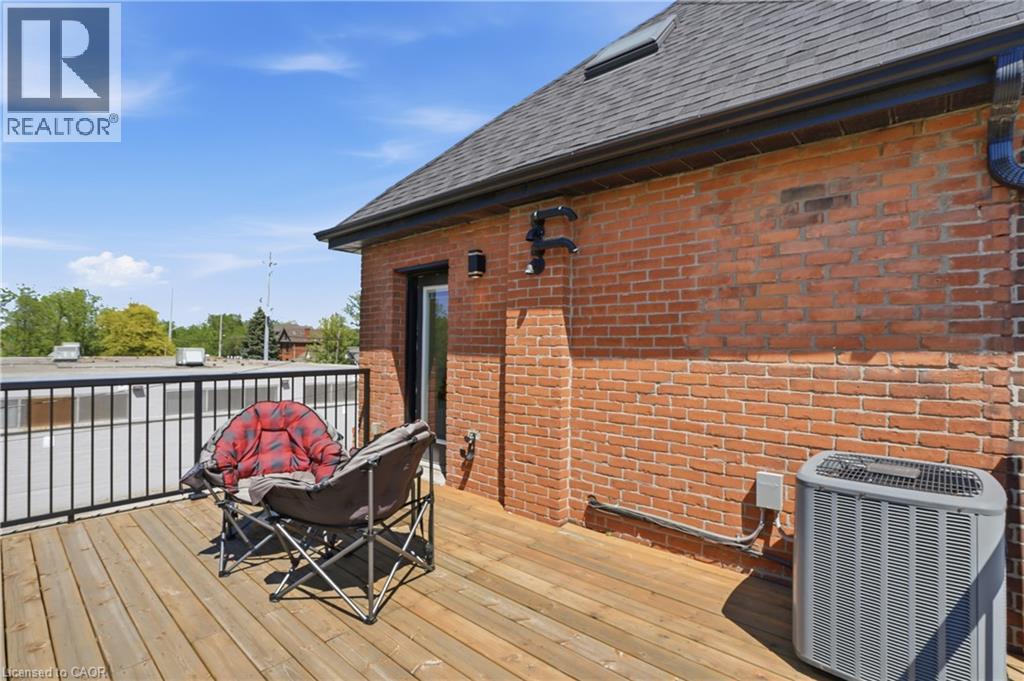198 DUNDURN Street S - 12