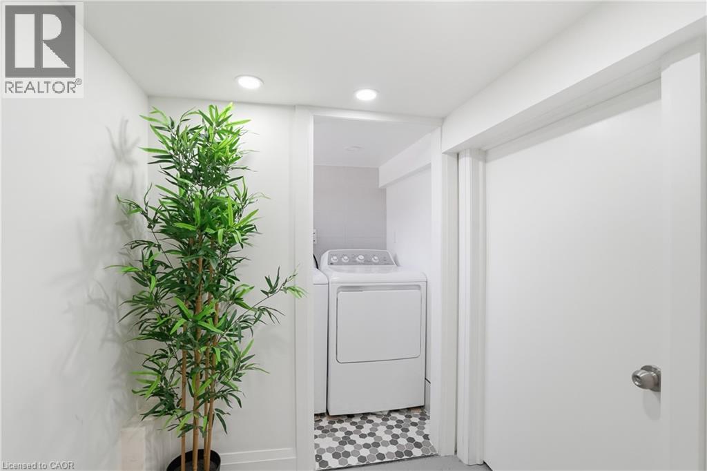 198 DUNDURN Street S - 18