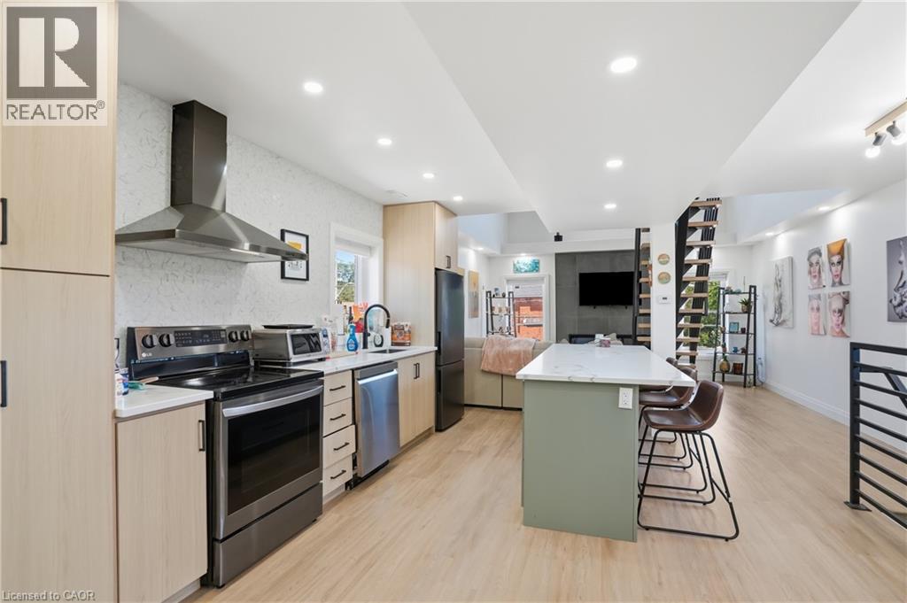 198 DUNDURN Street S - 5