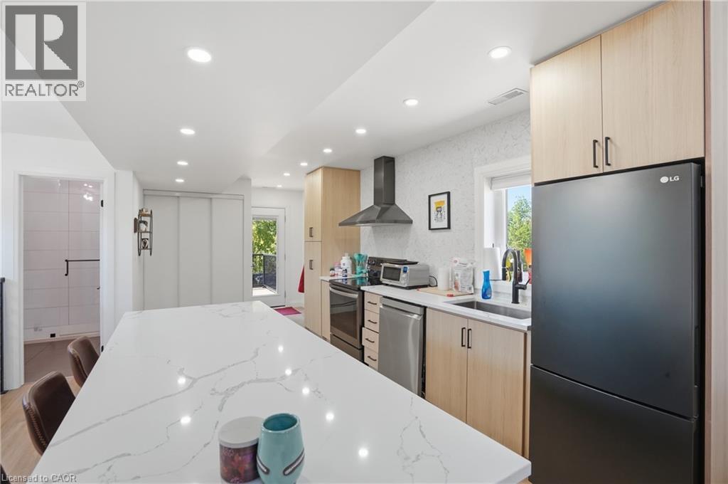 198 DUNDURN Street S - 6
