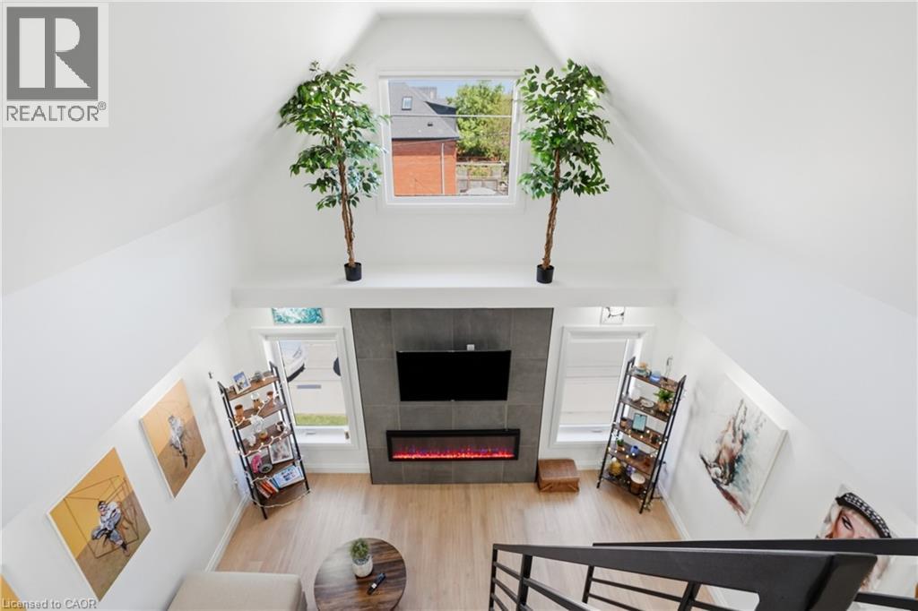 198 DUNDURN Street S - 8