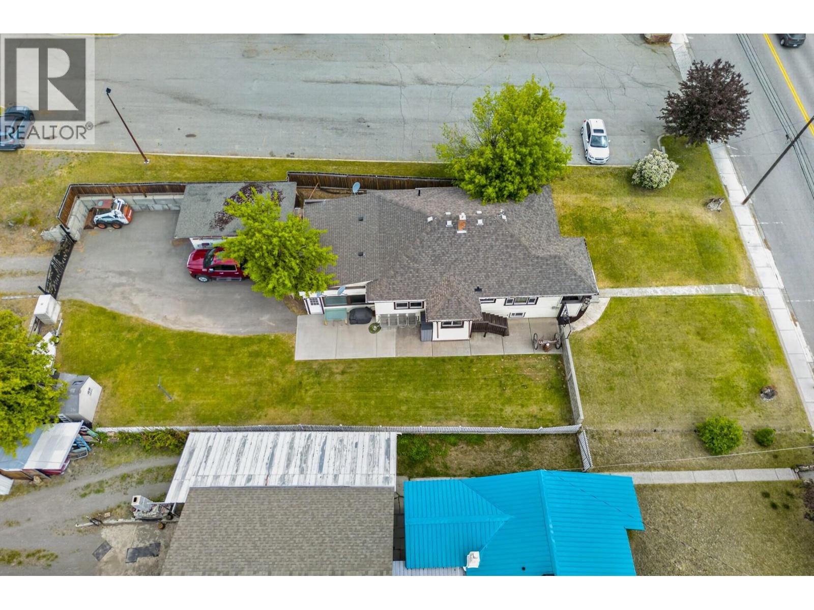 1404 Cariboo Hwy 97 Highway, Clinton