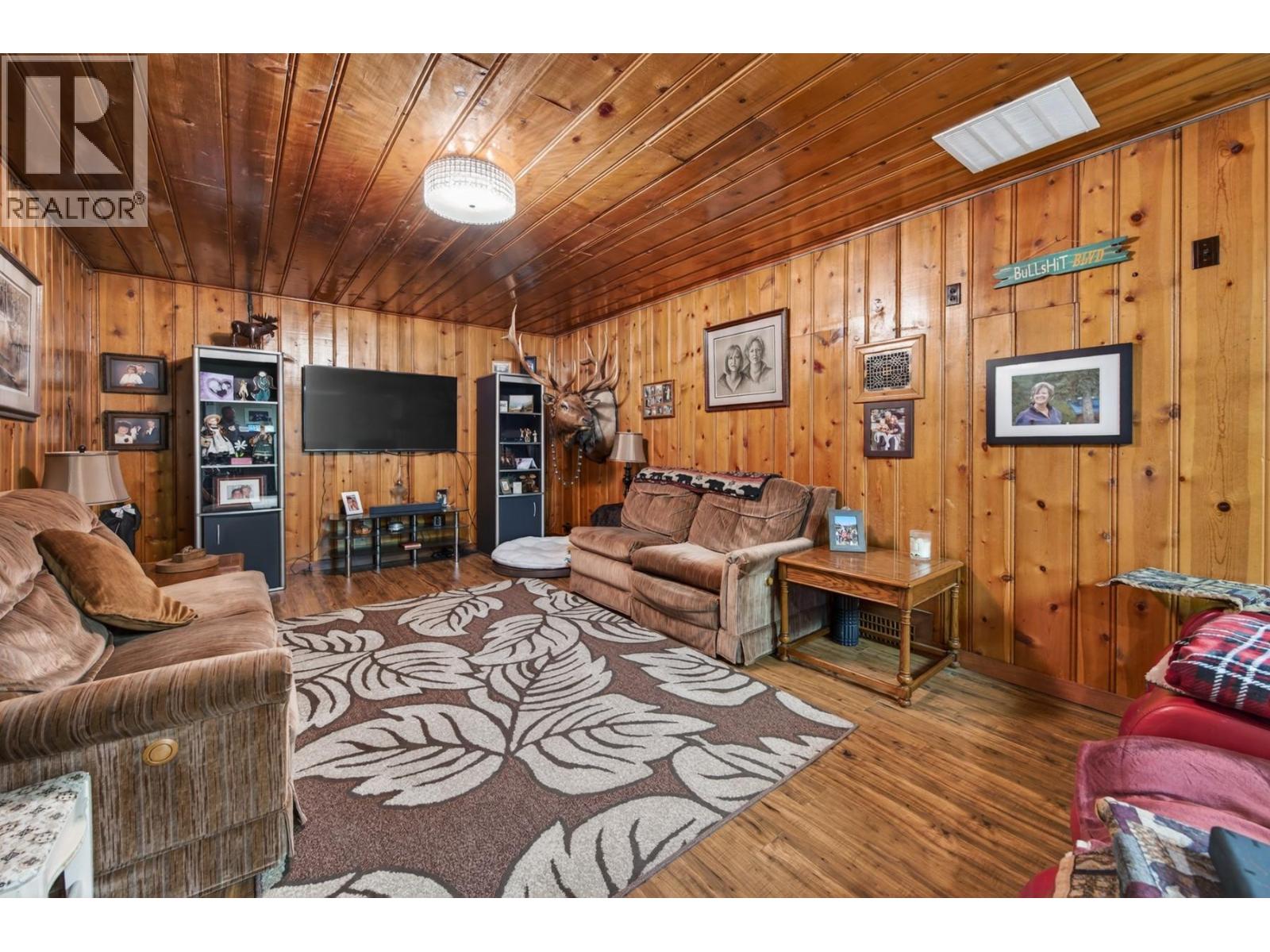 1404 Cariboo Hwy 97 Highway, Clinton