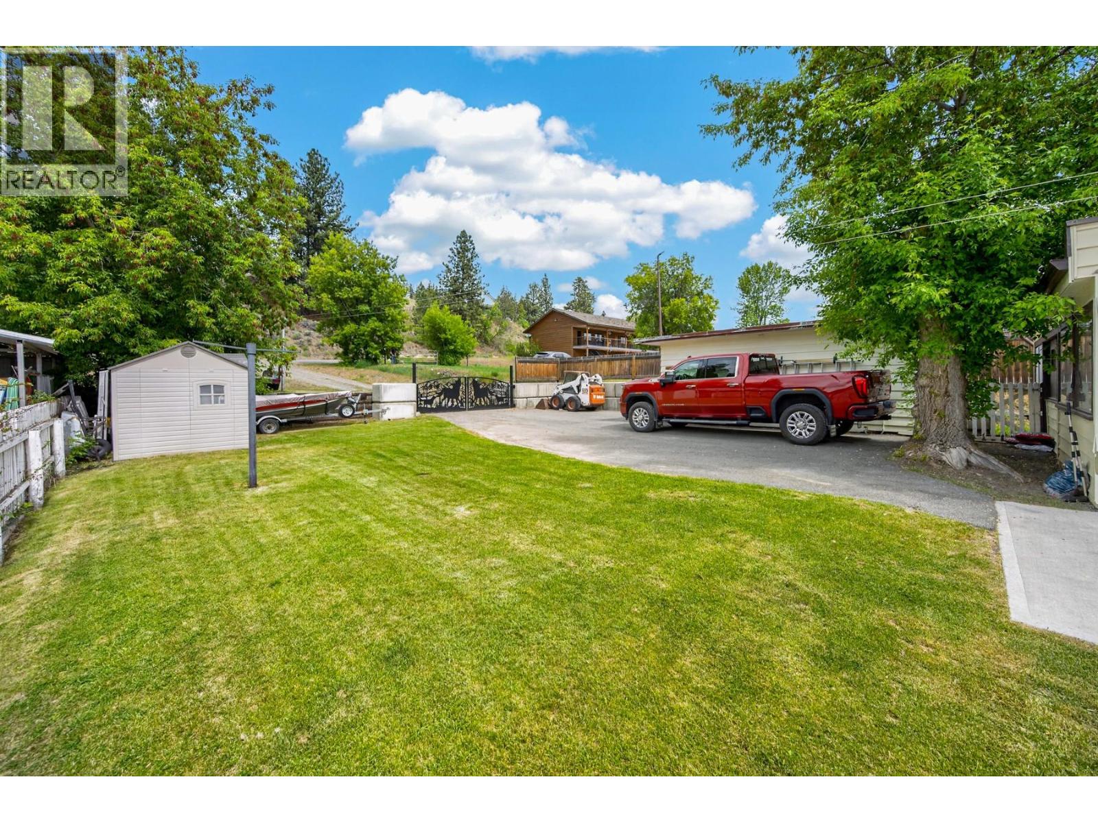 1404 Cariboo Hwy 97 Highway, Clinton