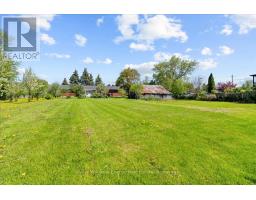 2263 Hwy 2, Clarington, ON L1C3K7 Photo 27