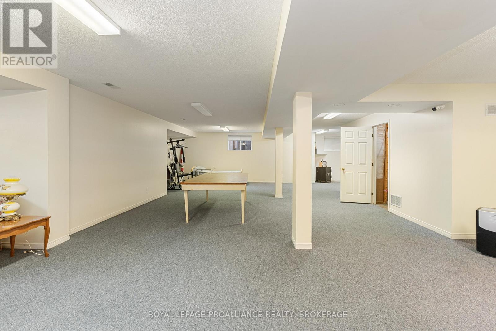 377 BRIARWOOD DRIVE - 35
